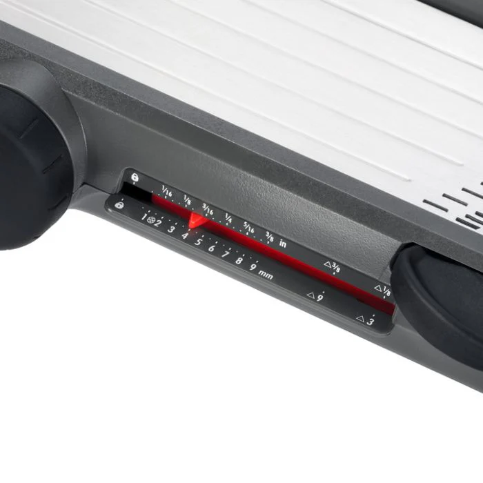 70939A38-5151-0749-3ABB-2937803CD8B3